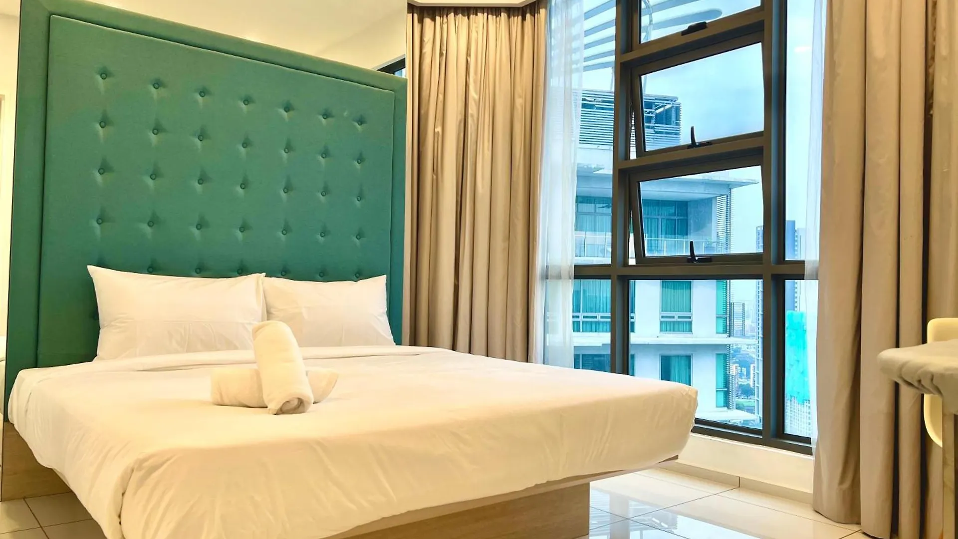 Infini Suites@ The Robertson Bukit Bintang Kuala Lumpur 0*,